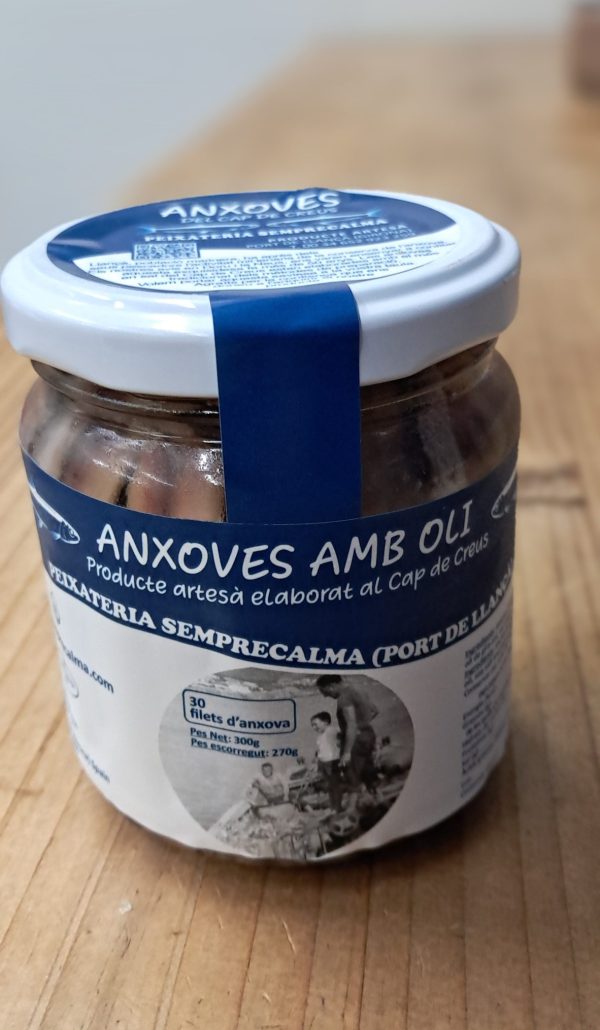 Anxova en oli. Envàs de 30 filets calibre mitjà.