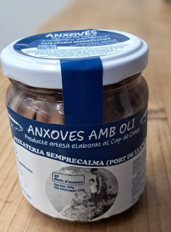 Anxova en oli. Envàs de 30 filets calibre mitjà.